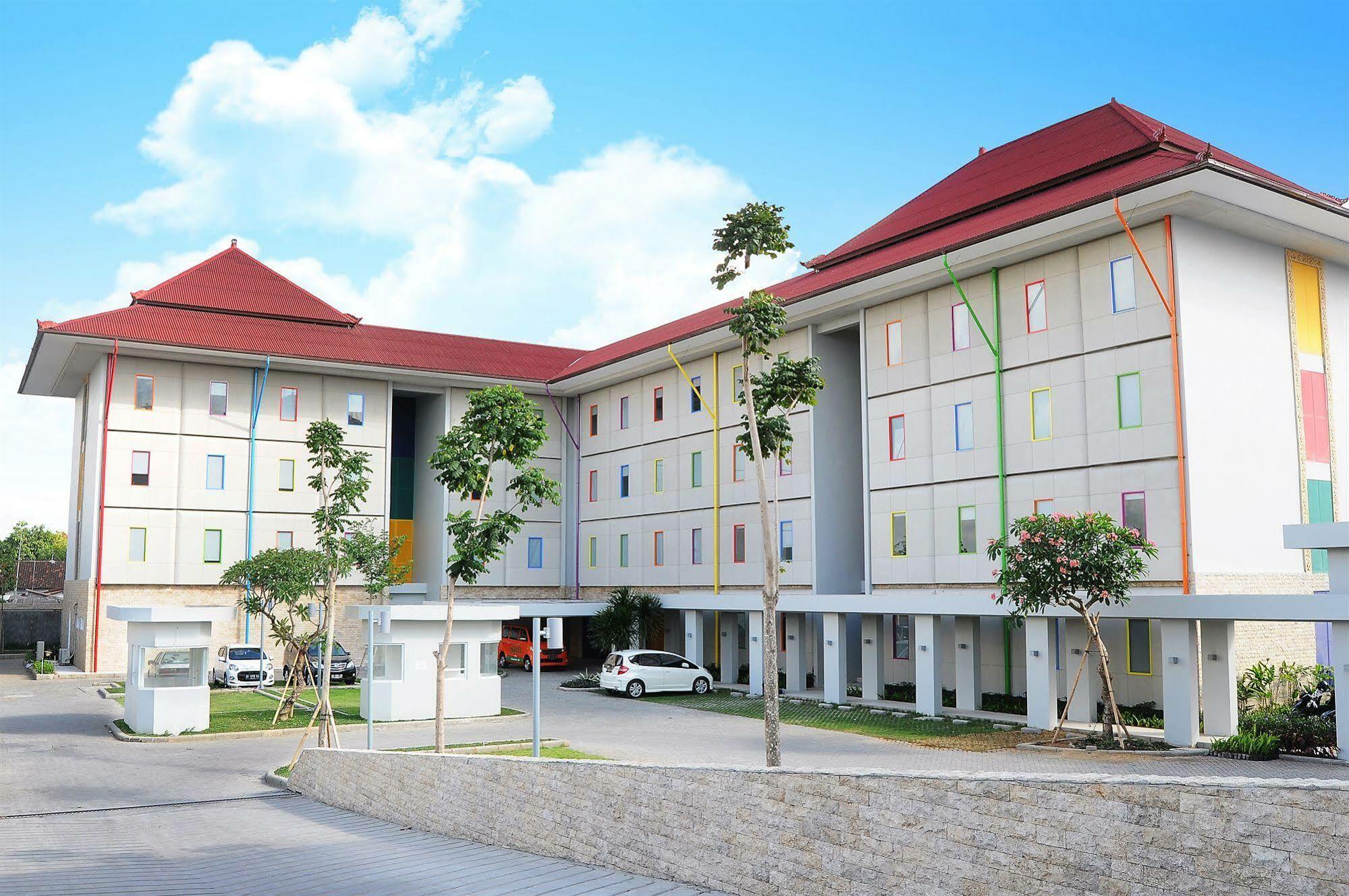 Pop! Hotel Denpasar Экстерьер фото