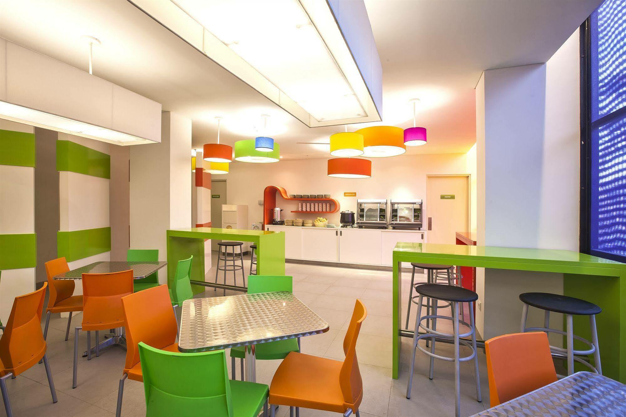 Pop! Hotel Denpasar Экстерьер фото